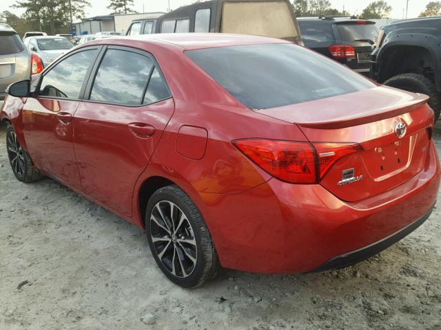 2T1BURHEXHC830584 - 2017 TOYOTA COROLLA L RED photo 3