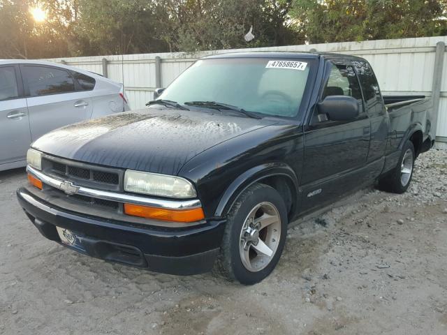 1GCCS19H338144573 - 2003 CHEVROLET S TRUCK S1 BLACK photo 2