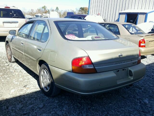 1N4DL01D7WC200977 - 1998 NISSAN ALTIMA XE GOLD photo 3