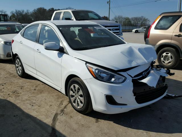 KMHCT4AE5HU267298 - 2017 HYUNDAI ACCENT SE WHITE photo 1