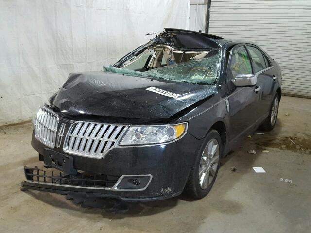 3LNHL2GC2AR750535 - 2010 LINCOLN MKZ შავი ფოტო 2