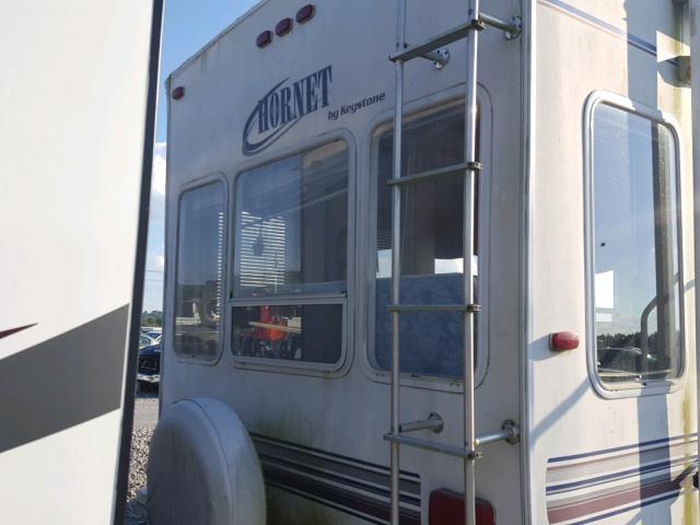 4YDF3152427304747 - 2002 KEYSTONE HORNET WHITE photo 6