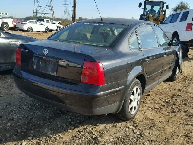 WVWMA63B4XE460676 - 1999 VOLKSWAGEN PASSAT GLS BLACK photo 4