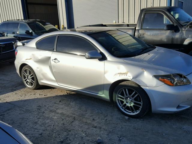 JTKDE167790297142 - 2009 SCION TC SILVER photo 9