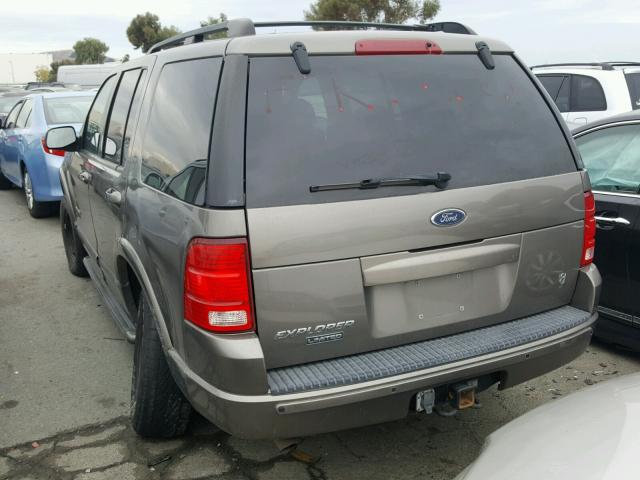 1FMDU75W72ZC96530 - 2002 FORD EXPLORER L BEIGE photo 3