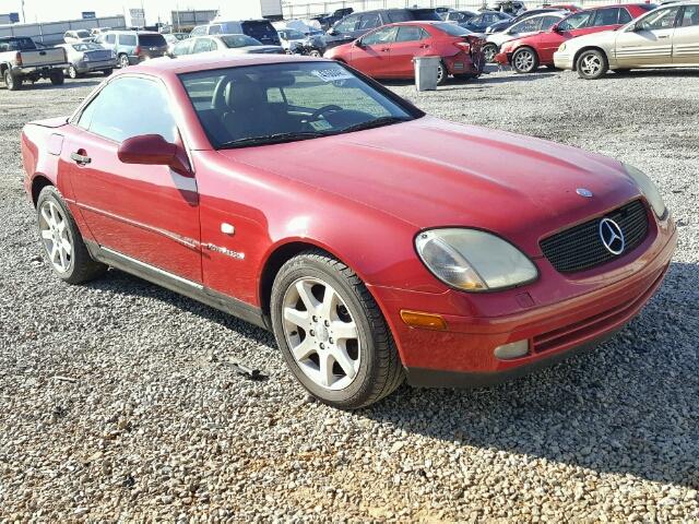 WDBKK47F9WF018876 - 1998 MERCEDES-BENZ SLK 230 KO RED photo 1