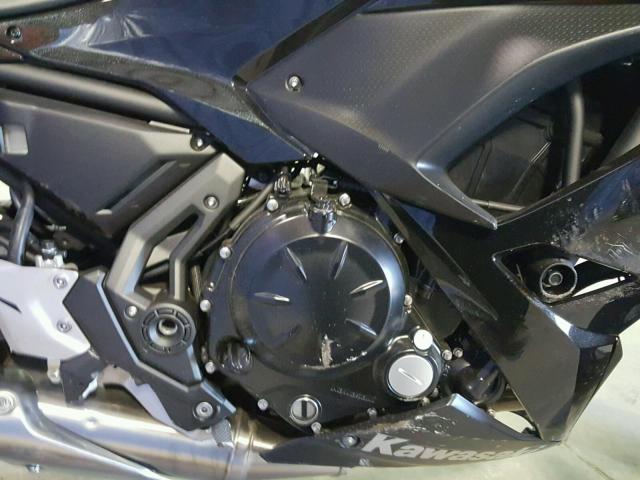 JKAEXEJ11HDA01732 - 2017 KAWASAKI EX650 J BLACK photo 7