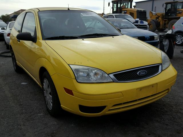 3FAFP31N75R162013 - 2005 FORD FOCUS ZX3 YELLOW photo 1