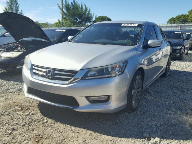 1HGCR2F59DA156010 - 2013 HONDA ACCORD SPO SILVER photo 2