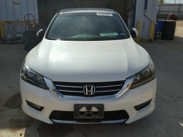 1HGCR2F56EA140719 - 2014 HONDA ACCORD SPO WHITE photo 9