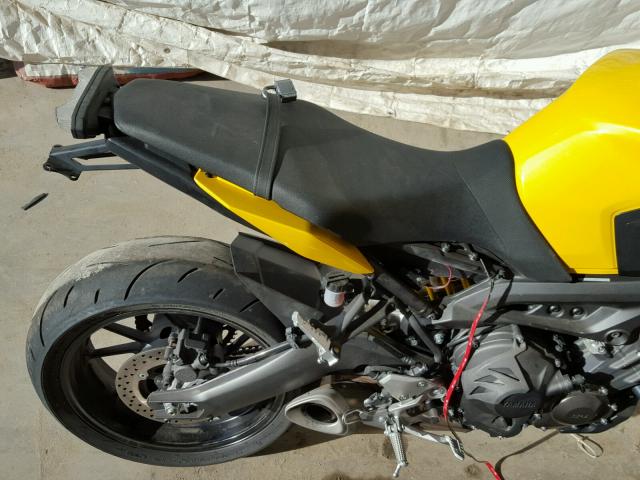 JYARN33E1FA006048 - 2015 YAMAHA FZ09 YELLOW photo 6