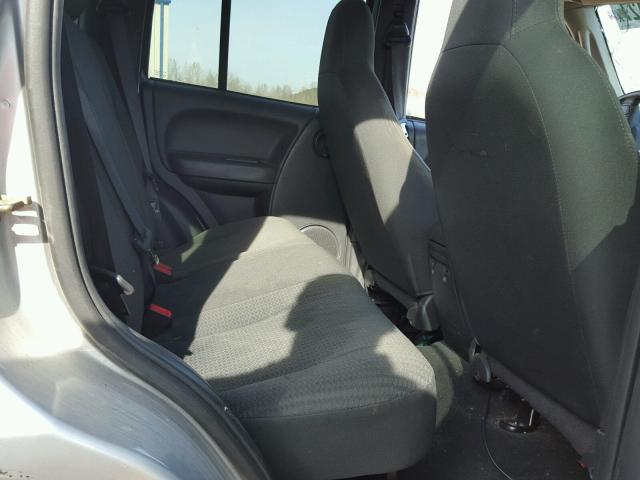 1J4GL48K54W117072 - 2004 JEEP LIBERTY SP SILVER photo 6