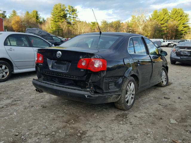 3VWEG71K77M144725 - 2007 VOLKSWAGEN JETTA WOLF BLACK photo 4