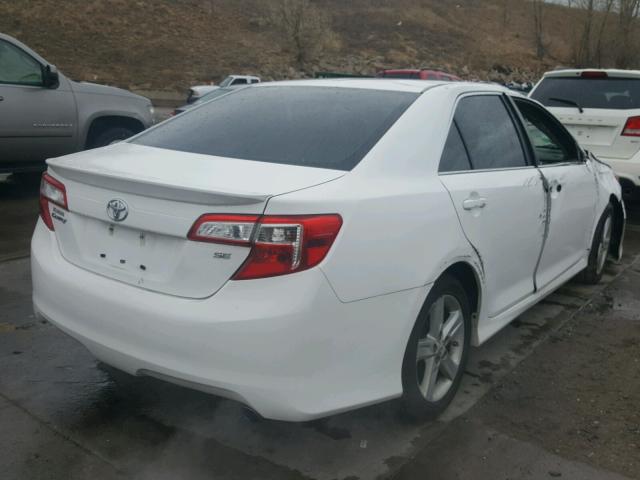 4T1BF1FK2EU761095 - 2014 TOYOTA CAMRY L WHITE photo 4