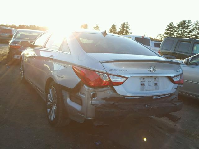 5NPEC4AB7CH464124 - 2012 HYUNDAI SONATA SE SILVER photo 3