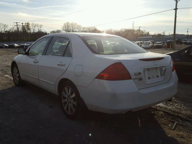 1HGCM66366A036995 - 2006 HONDA ACCORD LX WHITE photo 3