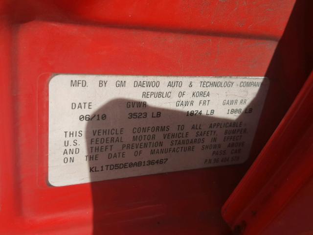 KL1TD5DE0AB136467 - 2010 CHEVROLET AVEO LS RED photo 10