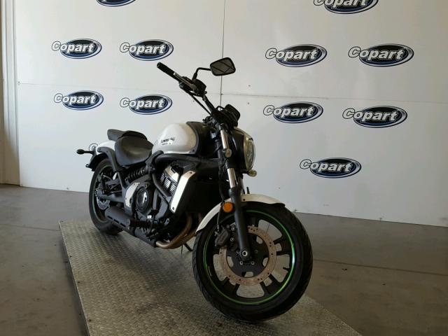 JKAENEA10FDA02812 - 2015 KAWASAKI EN650 A WHITE photo 1