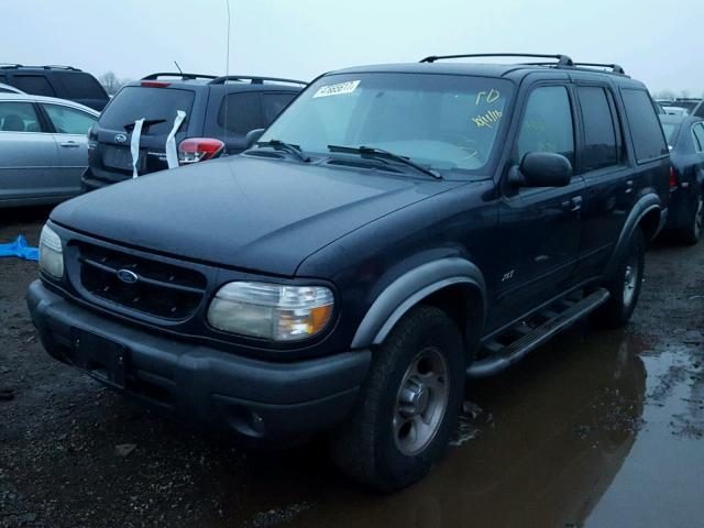 1FMDU63EXYZA21473 - 2000 FORD EXPLORER X BLACK photo 2