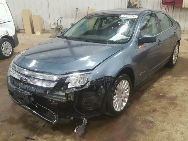 3FADP0L38CR239633 - 2012 FORD FUSION HYB BLUE photo 2