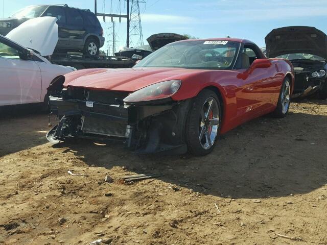 1G1YY26U075139097 - 2007 CHEVROLET CORVETTE RED photo 2