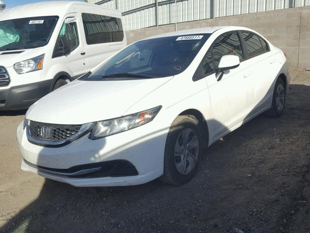 19XFB2F58DE039967 - 2013 HONDA CIVIC LX WHITE photo 2