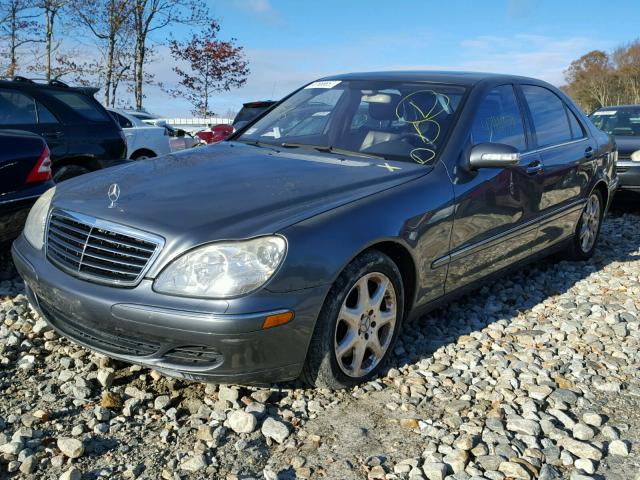 WDBNG84J15A459427 - 2005 MERCEDES-BENZ S 500 4MAT GRAY photo 2