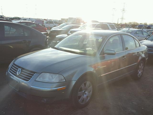 WVWTH63B81P201207 - 2001 VOLKSWAGEN PASSAT GLX 绿色 照片 2