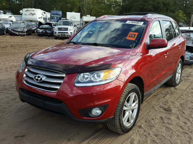 5XYZHDAG4CG145415 - 2012 HYUNDAI SANTA FE S RED photo 2