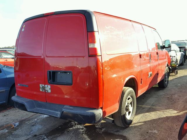 1GCFG15X671233368 - 2007 CHEVROLET EXPRESS G1 RED photo 4