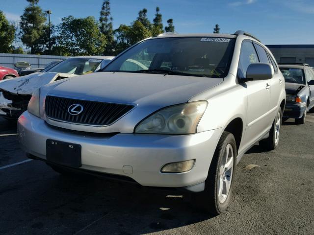 JTJGA31U060062194 - 2006 LEXUS RX 330 SILVER photo 2