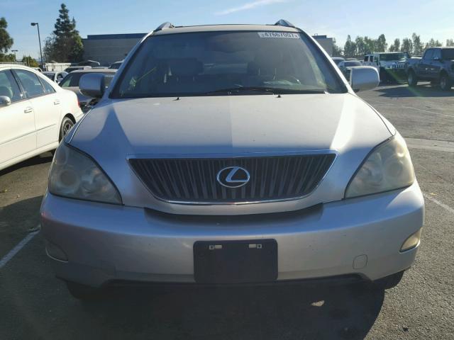 JTJGA31U060062194 - 2006 LEXUS RX 330 SILVER photo 9