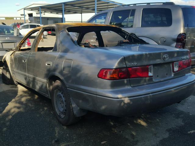 4T1BG22KX1U021555 - 2001 TOYOTA CAMRY CE TAN photo 3