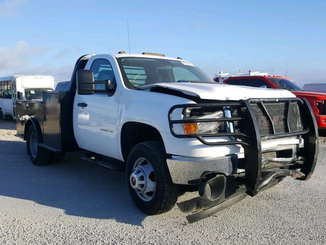 1GD322C87DF207083 - 2013 GMC SIERRA K35 WHITE photo 1