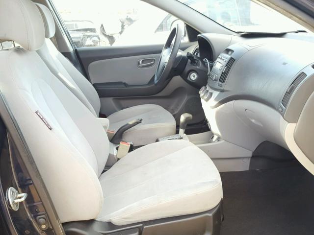 KMHDU46D39U679822 - 2009 HYUNDAI ELANTRA GL BLUE photo 5