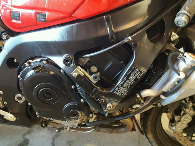 JS1GN7FA9D2100885 - 2013 SUZUKI GSX-R600 RED photo 7