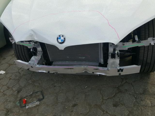 5UXKR2C30H0U22179 - 2017 BMW X5 SDRIVE3 WHITE photo 9