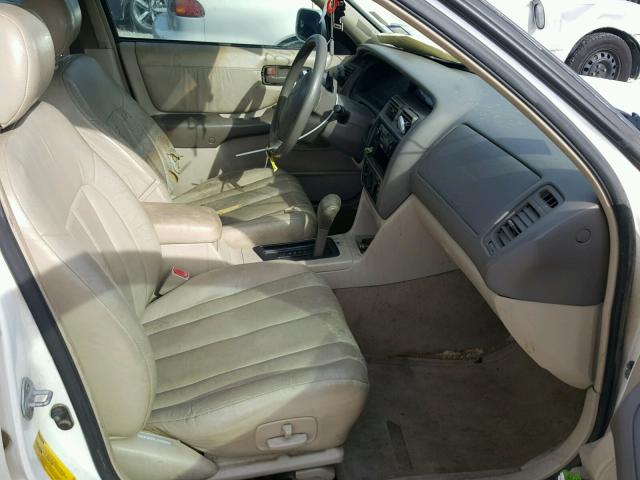 4T1BF18B5XU313000 - 1999 TOYOTA AVALON WHITE photo 5