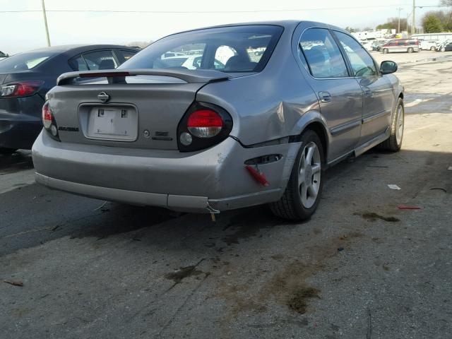 JN1CA31D01T801060 - 2001 NISSAN MAXIMA GXE SILVER photo 4