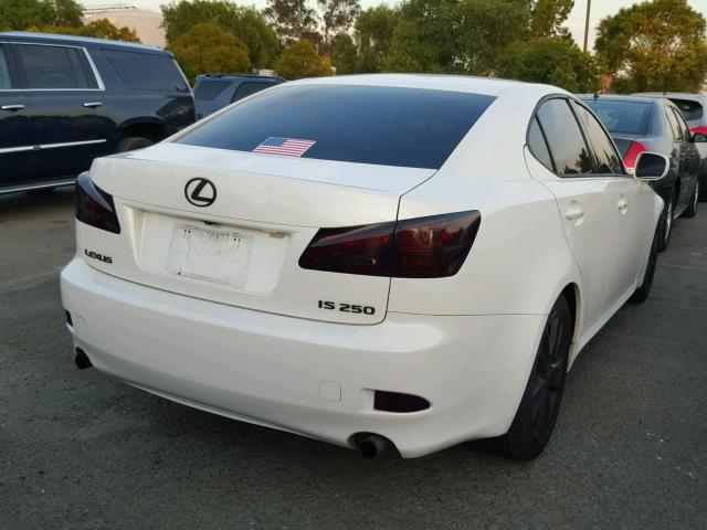 JTHBK262062020607 - 2006 LEXUS IS 250 WHITE photo 4