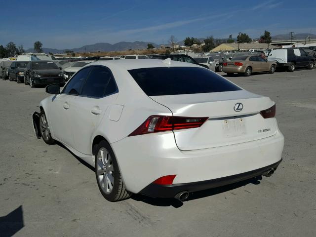 JTHBA1D21G5006411 - 2016 LEXUS IS 200T WHITE photo 3