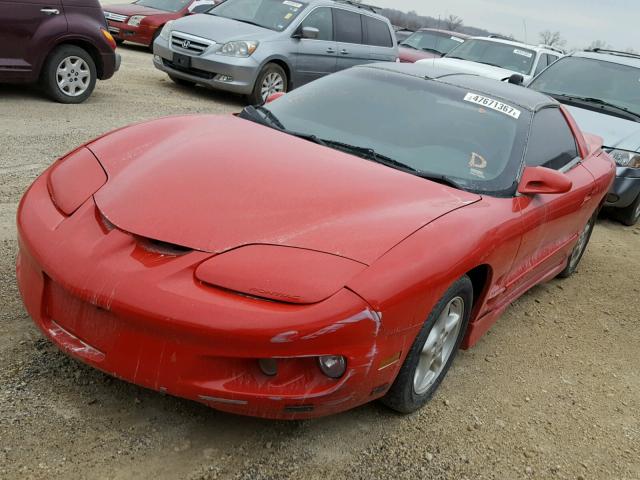 2G2FS22K612108254 - 2001 PONTIAC FIREBIRD RED photo 2