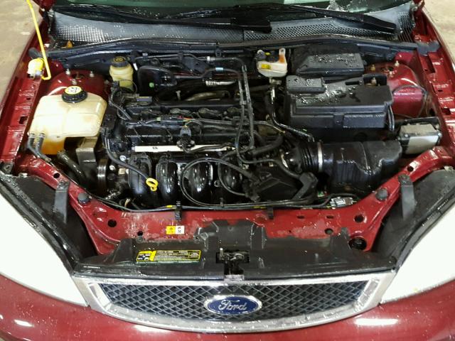 1FAHP34N56W132270 - 2006 FORD FOCUS ZX4 BURGUNDY photo 7