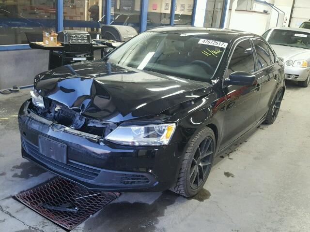 3VW2K7AJ3DM405269 - 2013 VOLKSWAGEN JETTA BASE შავი ფოტო 2