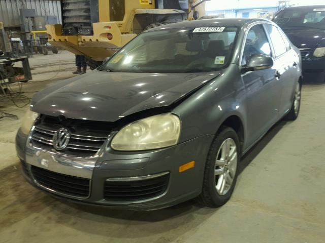 3VWRF71K17M024259 - 2007 VOLKSWAGEN JETTA 2.5 SILVER photo 2