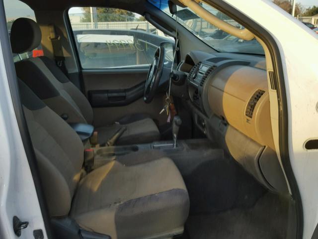 5N1AN08U07C503612 - 2007 NISSAN XTERRA OFF Білий фото 5