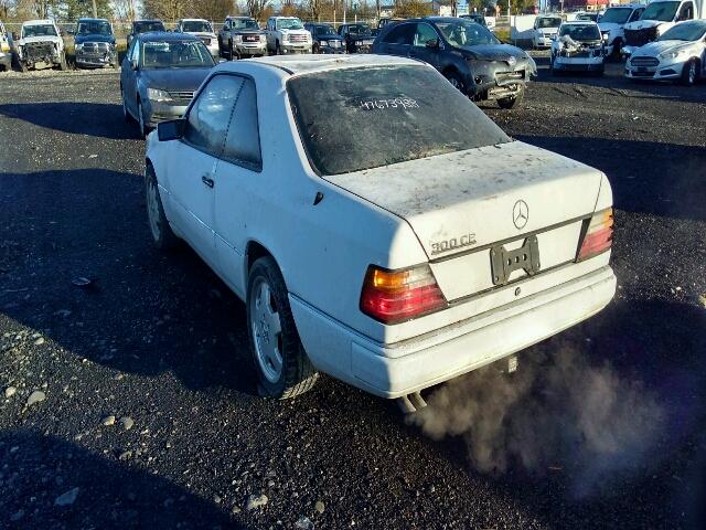 WDBEA51DXLB245428 - 1990 MERCEDES-BENZ 300 CE WHITE photo 3