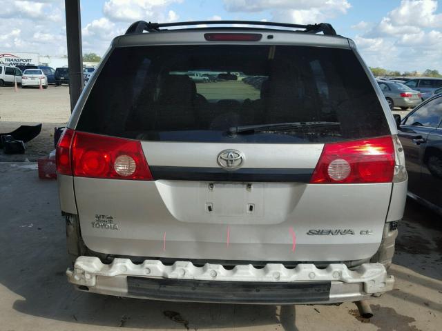 5TDZA23CX6S563424 - 2006 TOYOTA SIENNA CE GRAY photo 9