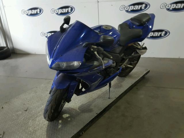 JYARN13E05A012488 - 2005 YAMAHA YZFR1 BLUE photo 2