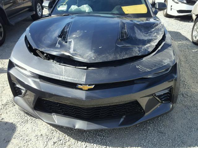 1G1FE1R70J0101664 - 2018 CHEVROLET CAMARO SS GRAY photo 9